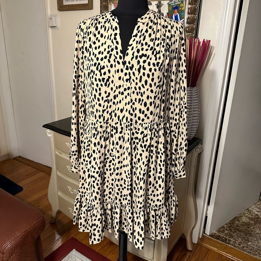 VINCE CAMUTO BEAUTIFUL 🤩 MINI LENGTH LONG SLEEVE RUFFLED DRESS SIZE M